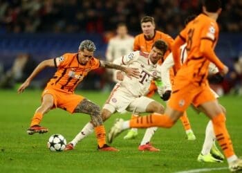 Botafogo continua sua busca pela contratação do jovem vascaíno Marlon Gomes, atualmente no Shakhtar Donetsk.