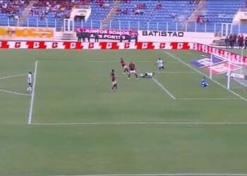 Ex-vascaíno Zé Santos brilha e Boavista derrota o Flamengo por 2 a 1 no Carioca