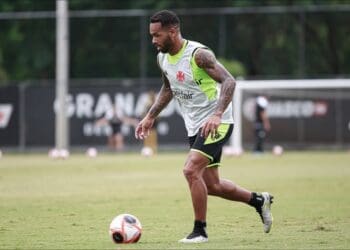 Veja mais imagens do treinamento desta terça-feira no CT Moacyr Barbosa.