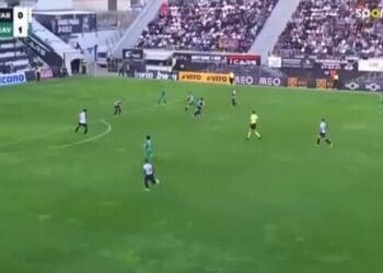 Clayton atinge a marca de 10 gols em 18 partidas pelo Rio Ave, que vai ativar a opção de compra.