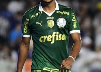 Vasco está prestes a divulgar dois novos nomes nos próximos dias; Rony e Brian Rodríguez são os reforços previstos.