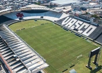 São Januário será o palco do confronto Maricá x Vasco nesta quarta-feira; torcedores do Vasco estarão na condição de visitantes.