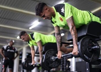 Vasco compartilha imagens do treinamento realizado nesta terça-feira no CT Moacyr Barbosa.