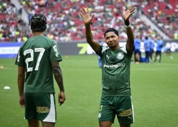 Especulado no Vasco, atacante Rony aceita oferta do Atlético-MG