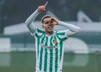 Vasco conclui as etapas finais da negociação para a transferência de Clayton ao Rio Ave por 3 milhões de euros.
