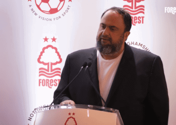 Jornalista refuta a alegação de que Marinakis teria solicitado a participação da 777 nas negociações pela SAF do Vasco.
