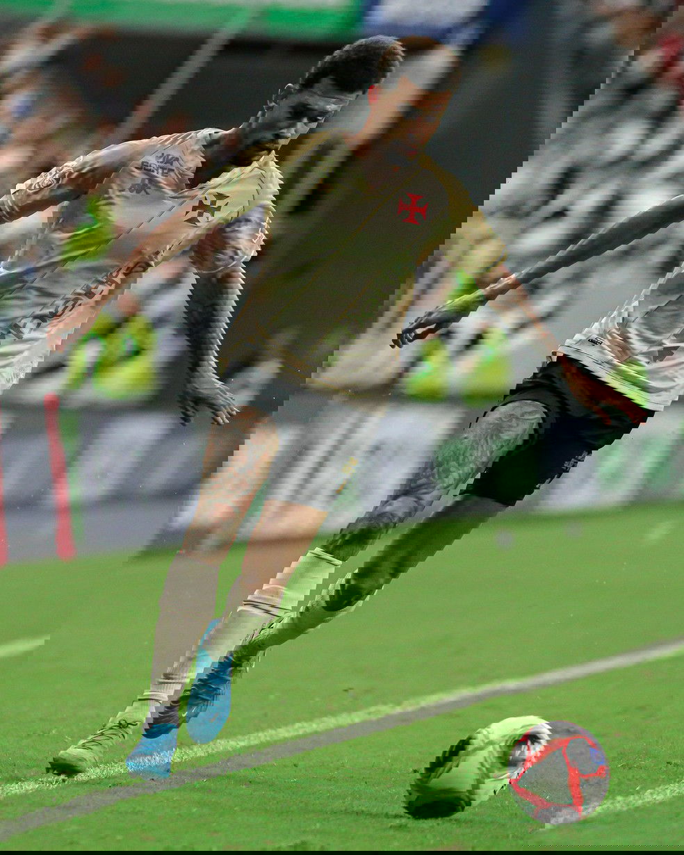 20250220-033947-1-12-joao-victor-do-vasco-em-acao-pelo-vasco-foto-matheus-limavasco-1 João Victor, do Vasco, em ação pelo Vasco — Foto: Matheus Lima/Vasco