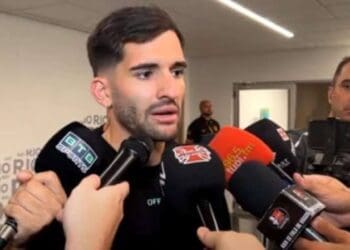 Malas de Benjamín Garré foram deixadas por engano na escala em Portugal