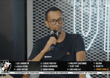 Confira a formação do Vasco para a partida contra o Botafogo; Rayan é a nova adição ao time titular.