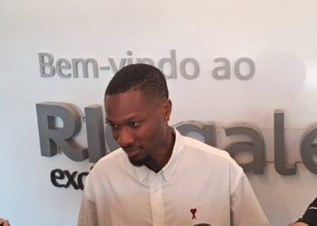 Loide Augusto vestirá a camisa 45 no Vasco.