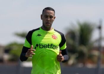 Souza fica de fora pela terceira vez consecutiva.