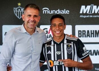 Dirigente do Atlético-MG comenta sobre Palacios no Vasco: ‘Estamos com um pré-acordo, mas ainda não está finalizado’