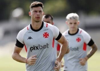 Athletic-MG, equipe da Série B, fez uma tentativa de contratação do zagueiro Capasso.