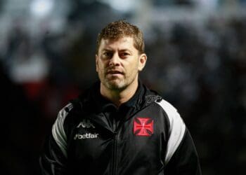 Rafael Paiva recorda sua experiência como treinador da equipe profissional do Vasco: ‘Incrível’
