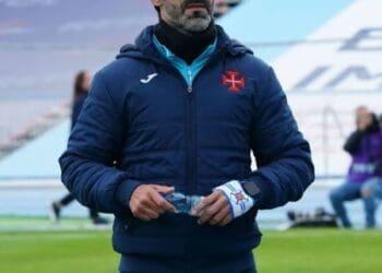 Vasco Faisca, treinador do Puerto Cabello, comenta que ‘é curioso’ jogar contra o Vasco.