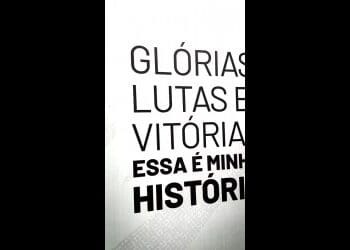 Correntista do BMG visita o CT Moacyr Barbosa e interage com o elenco do Vasco; assista ao vídeo