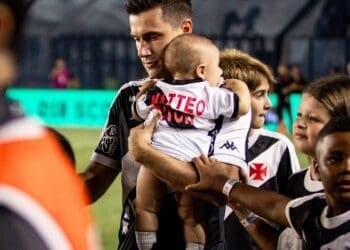 Lucas Piton: ‘Uma vitória significativa na estreia do torneio! Parabéns a toda a equipe pela dedicação’