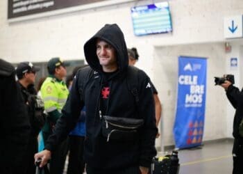 Vasco já chegou a Arequipa para a sua estreia na Copa Sul-Americana, onde enfrentará o Melgar.