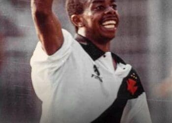 Vasco presta tributo a Dener: ‘Combinação de Garrincha e Pelé’