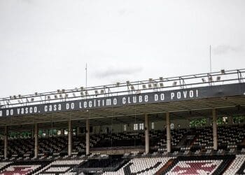 Tenente-coronel do Bebe comenta sobre Vasco x Flamengo: ‘Esse jogo não ocorrerá em São Januário’
