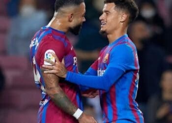 Adversários neste sábado, Philippe Coutinho e Memphis Depay tiveram uma trajetória de companheirismo e rivalidade na Europa.