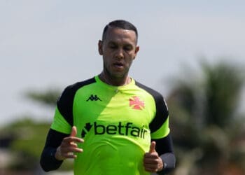 Souza já está há 2 meses sem entrar em campo pelo Vasco