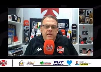 Carille não permanecerá no Vasco e Felipe deve assumir interinamente, conforme informado por jornalista.