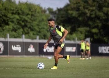 Confira imagens do treino desta quarta-feira no CT Moacyr Barbosa.