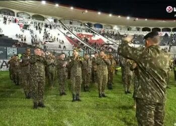 “Banda do Exército Encanta em São Januário com ‘Eu Sou Boêmio Sim, Senhor’ – Confira o Vídeo!”