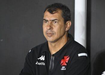 Carille: ‘A equipe está otimista. Não sinto pressão interna’