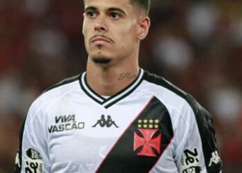 Confira as estatísticas de Lucas Freitas com a camiseta do Vasco em 2025.