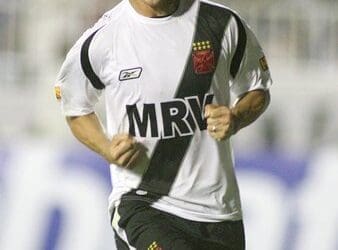 Vegetti está a 7 gols de igualar Leandro Amaral como o maior artilheiro do Vasco na era dos pontos corridos do Brasileirão.