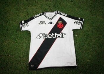 Vasco atuará com o uniforme branco diante do Ceará