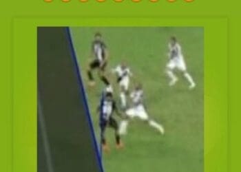 Vegetti compartilha em seu Instagram a marcação do VAR que validou o 2º gol do Ceará.