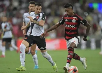 Inteligência Artificial antecipa desafios para o Vasco no confronto contra o Flamengo.