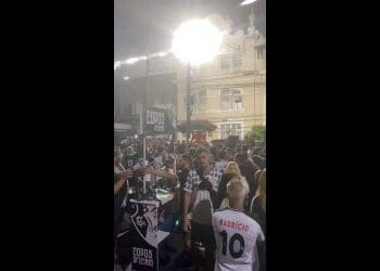 Vídeo revela o ambiente ao redor de São Januário antes de Vasco x Lanús; confira