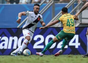 Vasco não conquista vitória como visitante no Brasileiro desde o final de 2024.