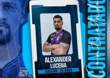 Vasco cede o goleiro Alexander ao Capital-DF por empréstimo.