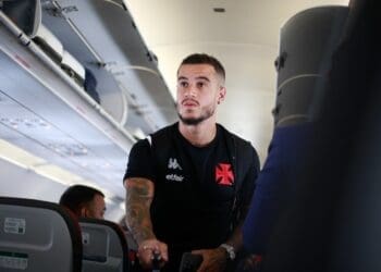 Com 6 partidas fora de casa, Vasco percorrerá quase 18 mil quilômetros em 17 dias.