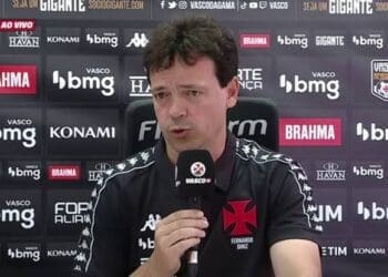 Treinador Fernando Diniz, principal alvo do Vasco, recebia R$ 1 milhão mensalmente no Cruzeiro.