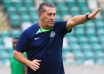 Treinador José Peseiro foi proposto ao Vasco