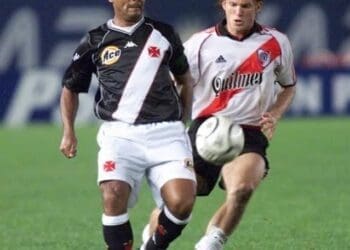 Última conquista do Vasco na Argentina ocorreu pela Mercosul 2000.