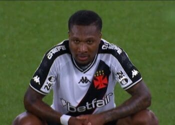 Diniz Questiona Diretoria: Contratação de Loide Augusto Gera Polêmica no Vasco