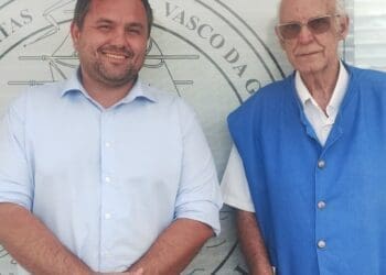 Padre Júlio Lancellotti esteve em São Januário nesta terça-feira.