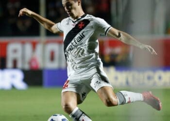 Confira os dados de Lucas Piton em relação ao Lanús.