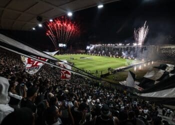 Vasco permanece invicto em São Januário na temporada 2025, com 6 triunfos e 2 empates.