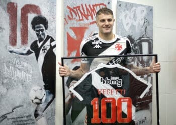 Vegetti: ‘Sempre digo que usar uma camisa como a do Vasco não é para qualquer um’