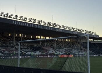 Confira imagens de São Januário antes do jogo entre Vasco e Operário.