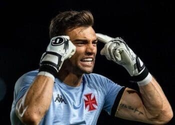 Torino-ITA investigou a situação de Léo Jardim.