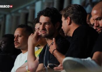 Alexandre Pato esteve presente no jogo Vasco x Operário-PR em São Januário